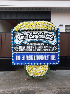 Papan Bunga Duka di Alapan